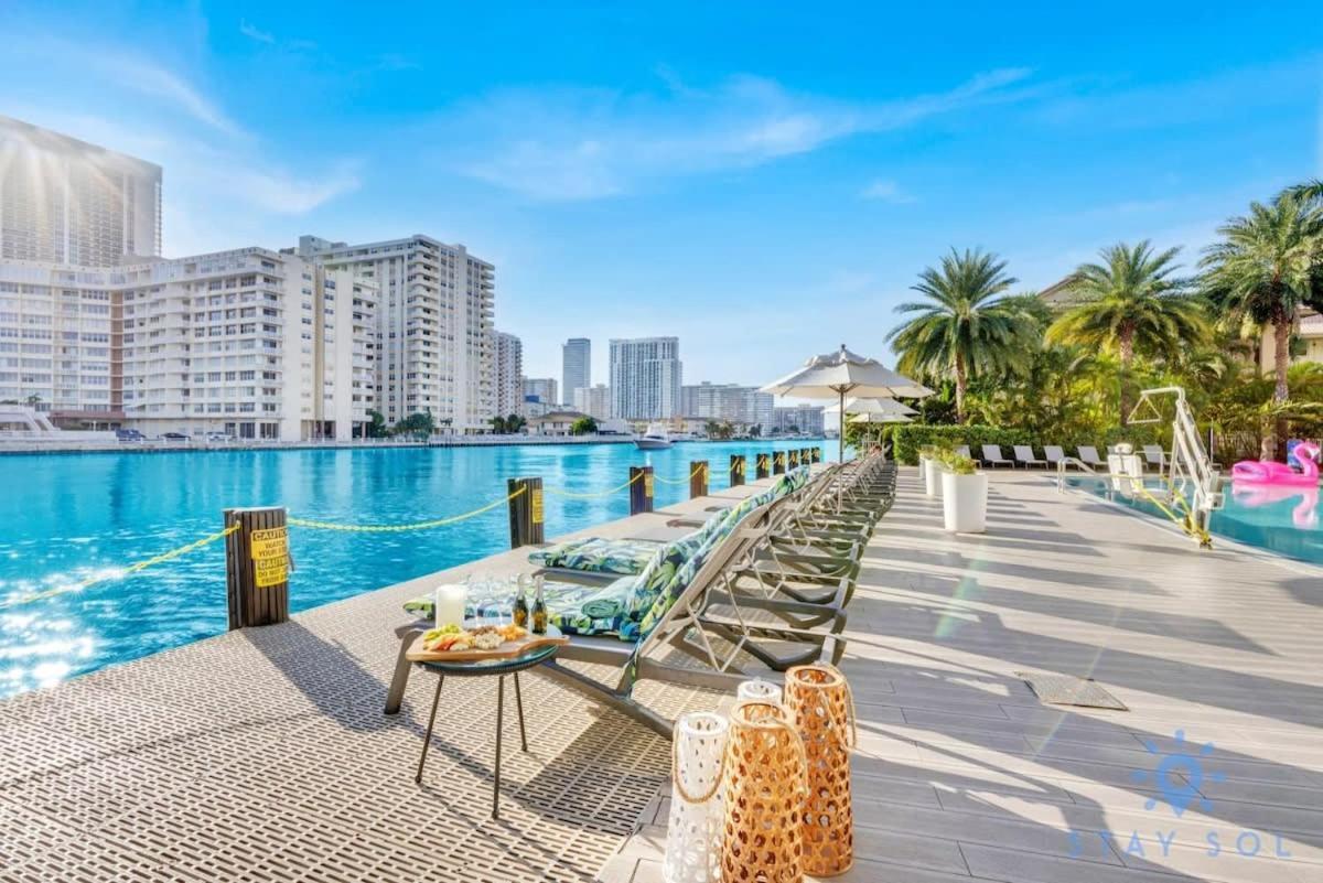 Balcony - Pool - Near Beach - Gym Холандейл Бийч Екстериор снимка