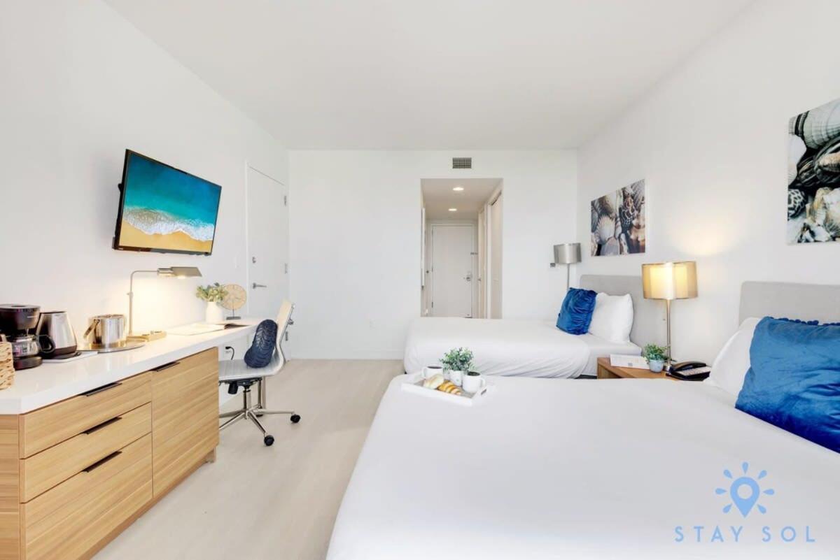 Balcony - Pool - Near Beach - Gym Холандейл Бийч Екстериор снимка