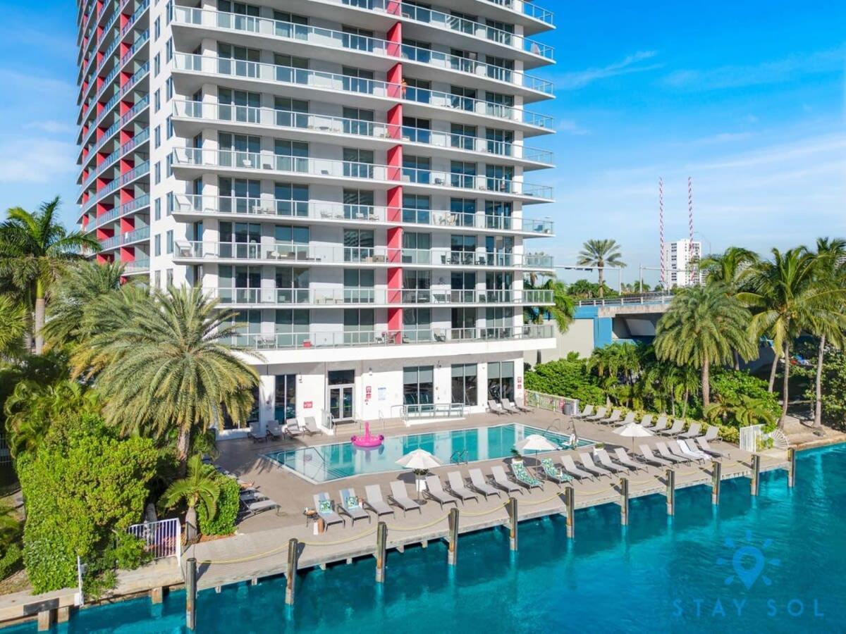 Balcony - Pool - Near Beach - Gym Холандейл Бийч Екстериор снимка